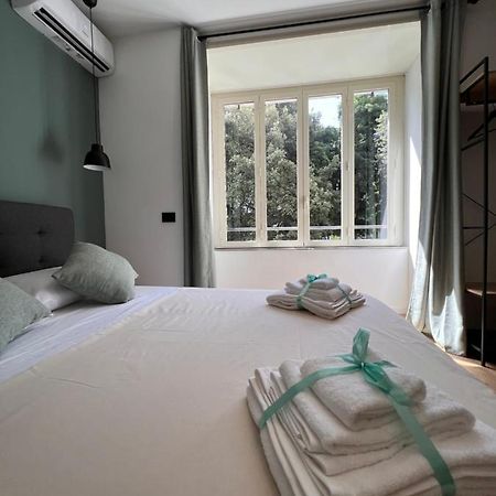 Отель Relais Cavour Napoli Экстерьер фото