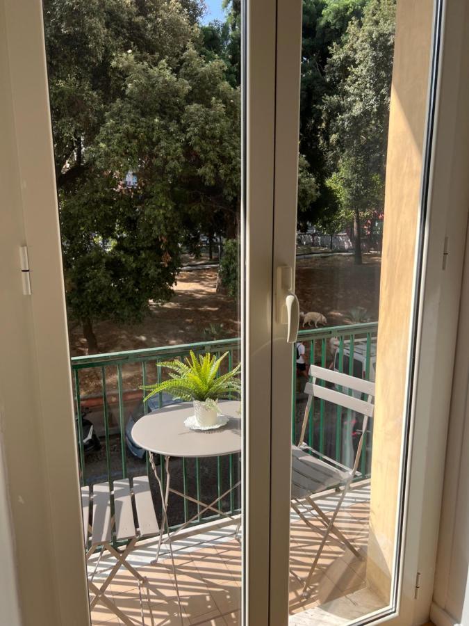 Отель Relais Cavour Napoli Экстерьер фото